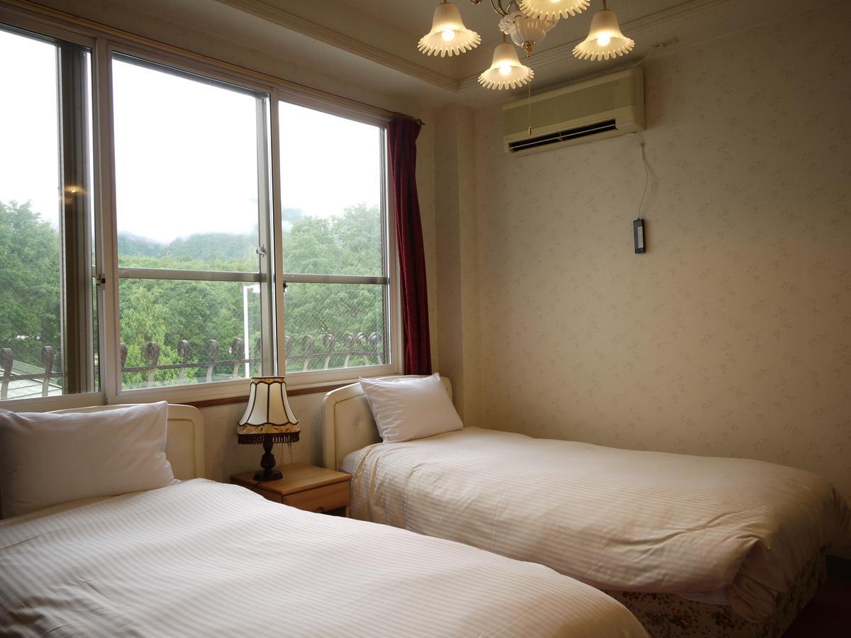 Hakuba Maerchen House Hotell Exteriör bild