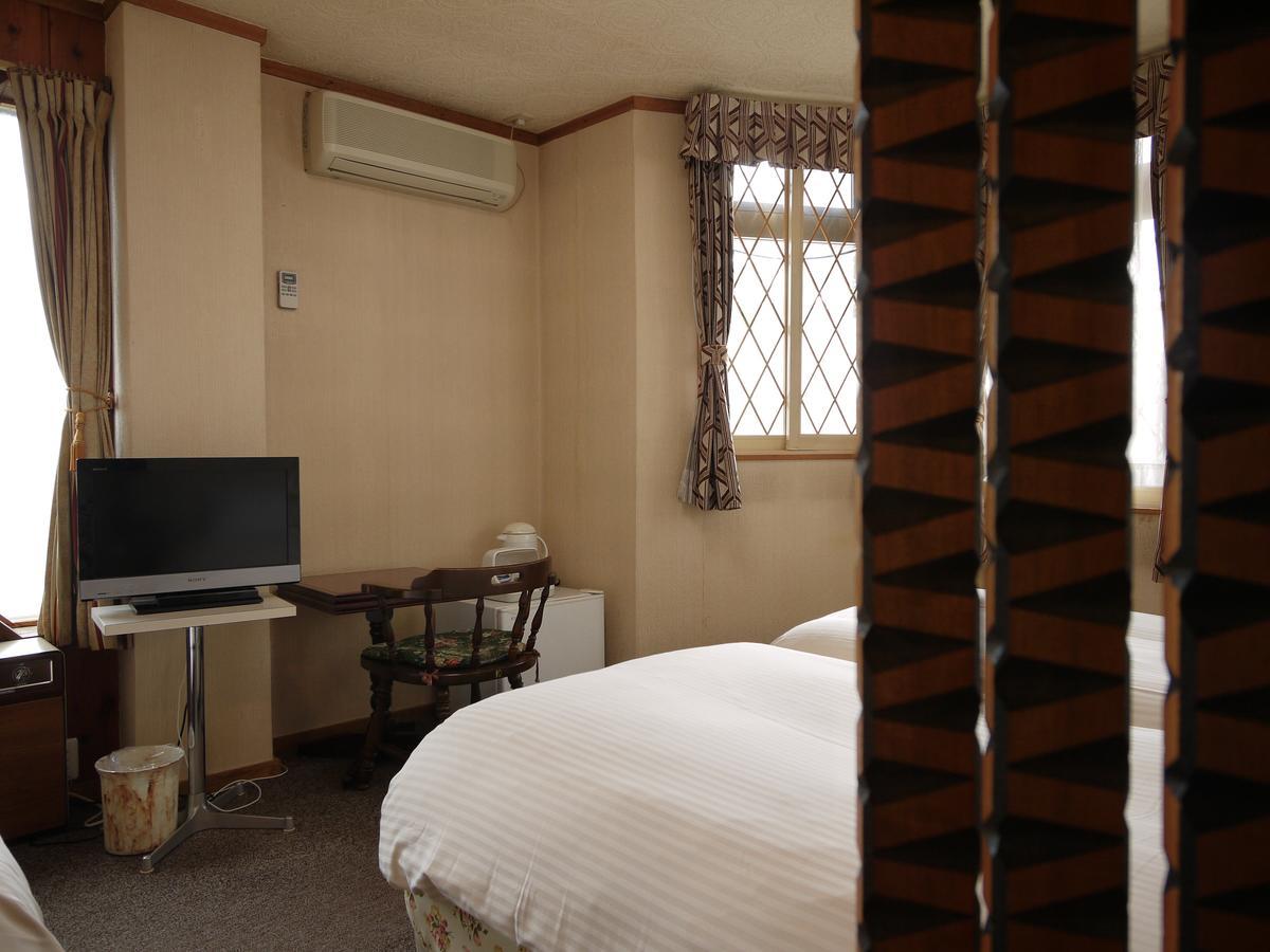 Hakuba Maerchen House Hotell Exteriör bild