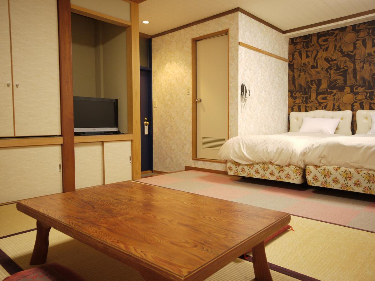 Hakuba Maerchen House Hotell Exteriör bild