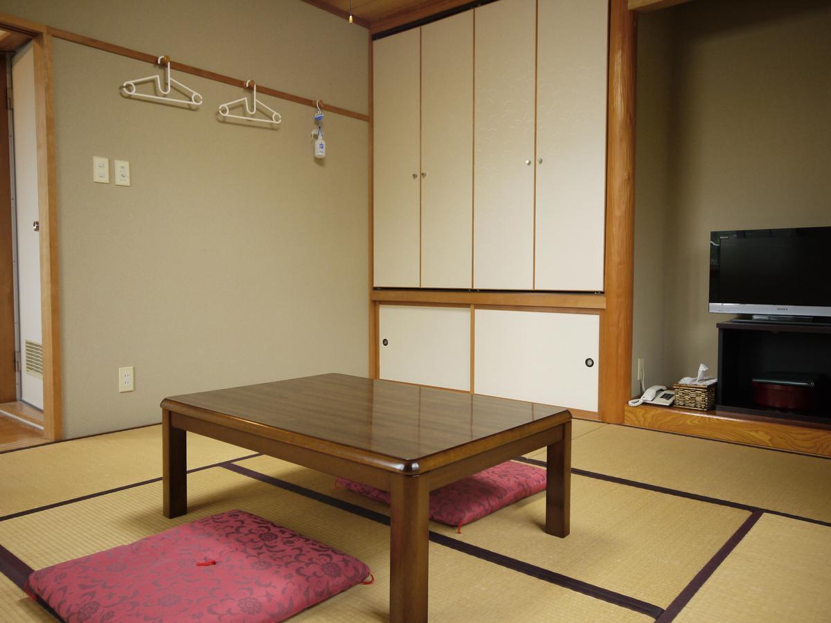 Hakuba Maerchen House Hotell Exteriör bild