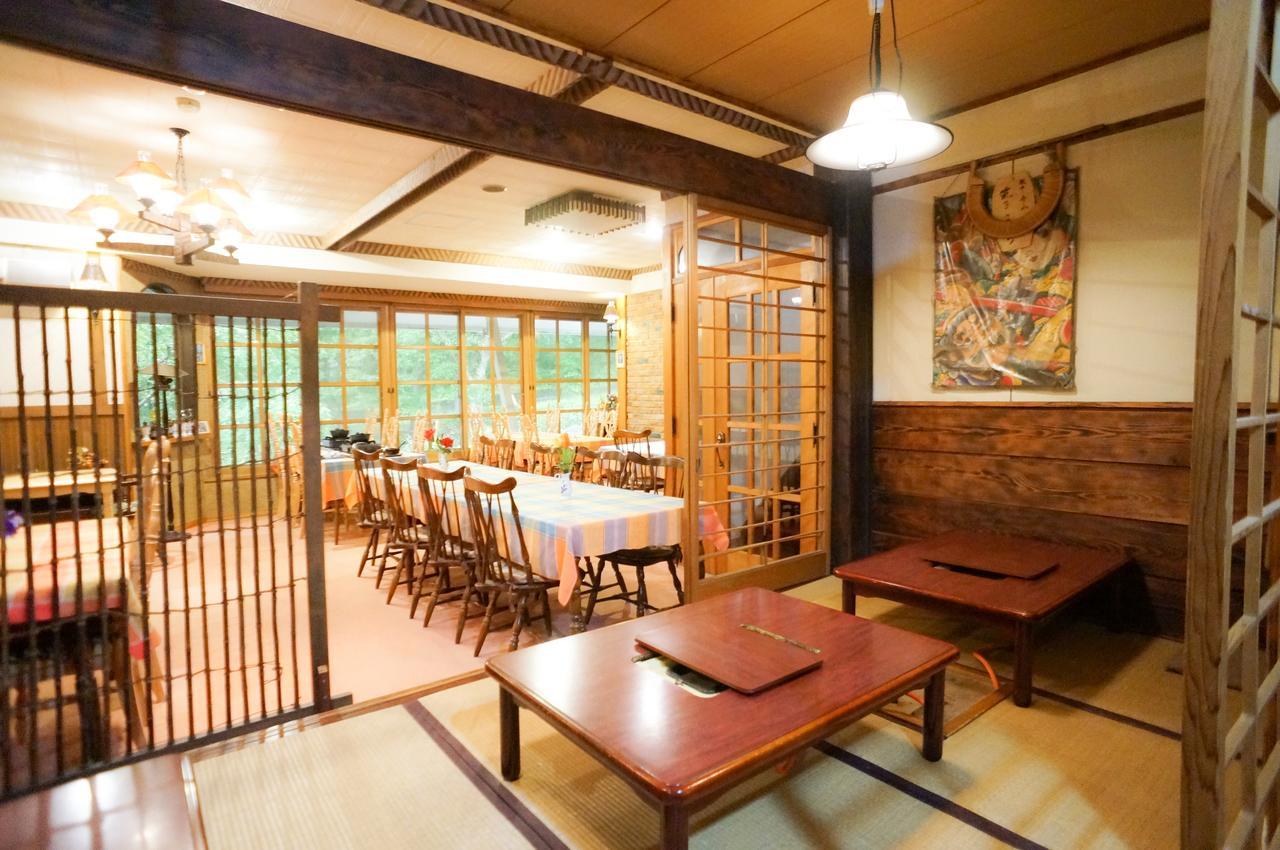Hakuba Maerchen House Hotell Exteriör bild