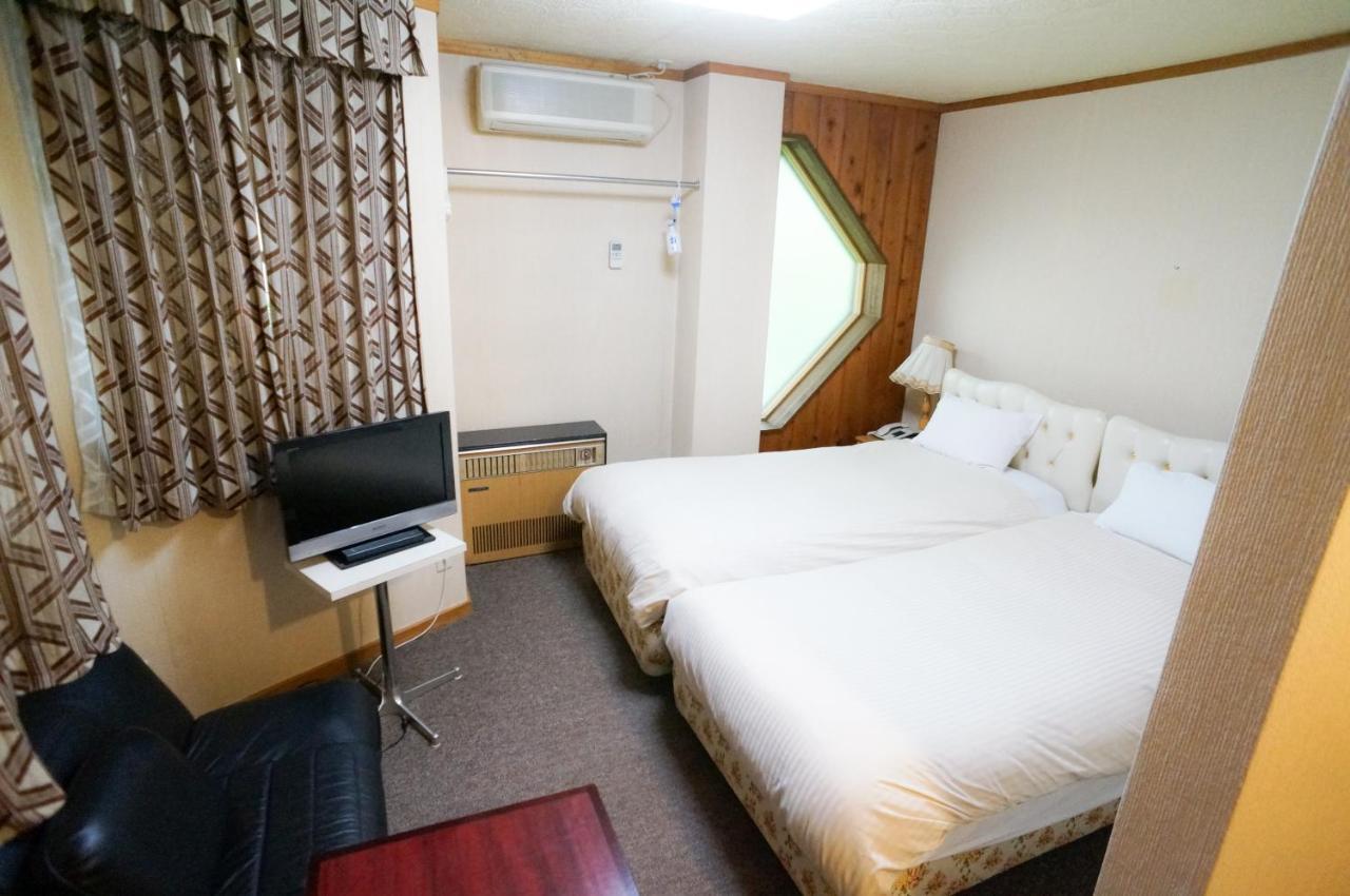 Hakuba Maerchen House Hotell Exteriör bild